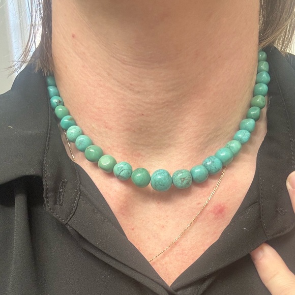 Genuine turquoise necklace and earrings - Picture 2 of 2